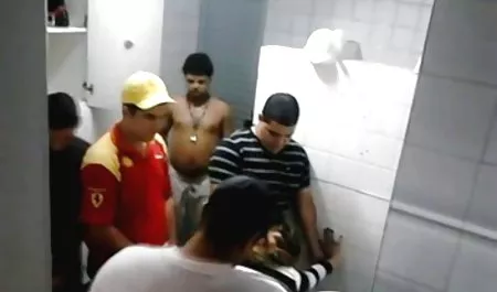 حتى انها ليست افلام سكس مصري محارم رخيصة!!!