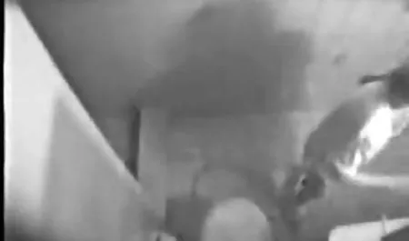 أليس مشرق وممتعة شرائح عارية على فيديو محارم مصرى السرير