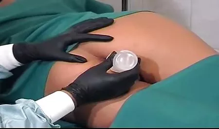 هذه الفتاة هي سعيدة جدا بالنسبة لنا! سكس مصري مع اخته