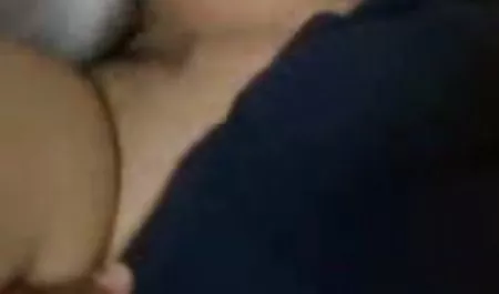 حظا سعيدا مع صديقها و أمي الفرقة المتشددين حكايات سكس مصرى