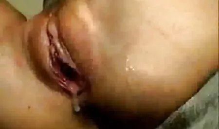 الديك تمتد خلال التمرين في قصص سكس ونيك مصري الصالة الرياضية