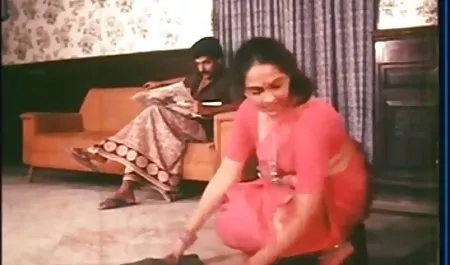 زوجتي و الدجاج كبير و تريد أن تجعل من الخارجية سكس محارم امهات مصرى